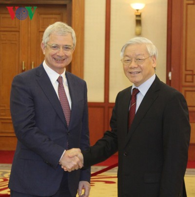 Nguyen Phu Trong reçoit Claude Bartolone - ảnh 1